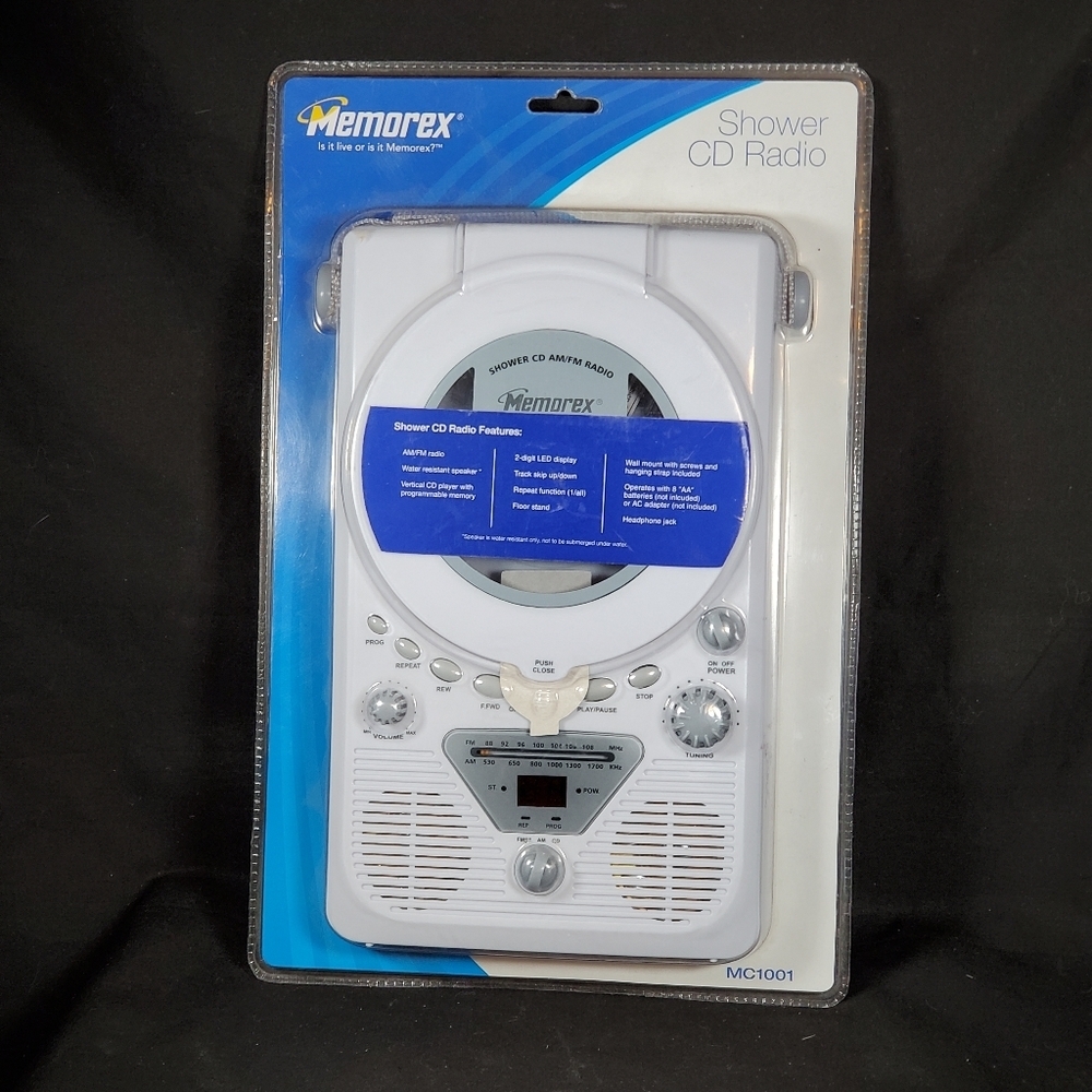 NWT'S Memorex Shower CD Radio